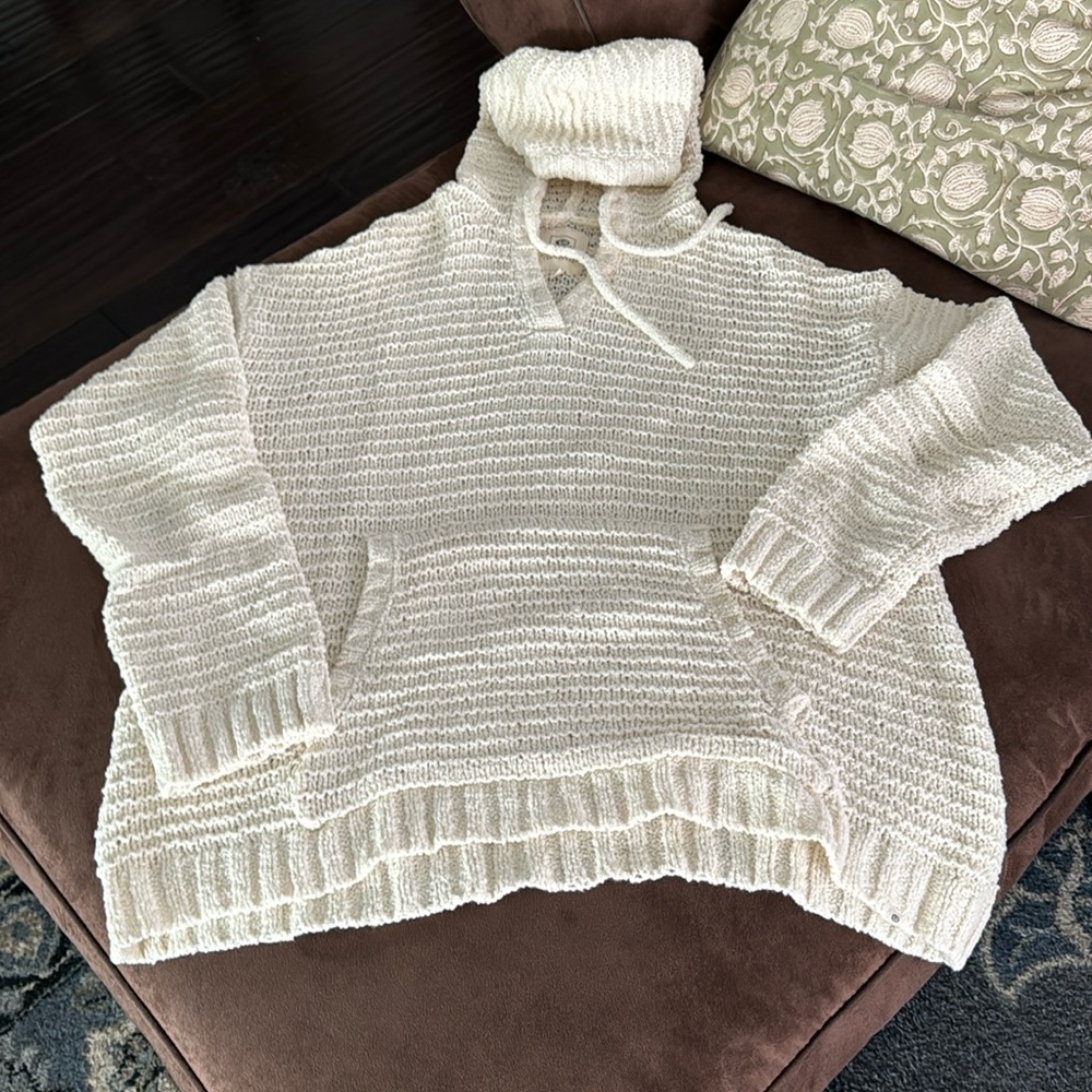 Rip Curl loose knit beach sweater